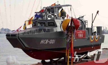 Coreia do Sul lança 1ª embarcação de assalto rápido dos Fuzileiros Navais com foco anfíbio
