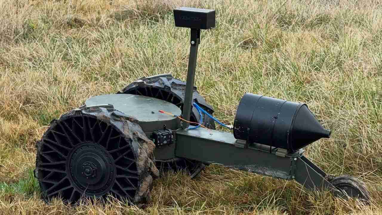Ucrânia desenvolve drone terrestre Bambetel com alcance de 20 km e controle duplo