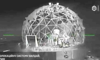 Ucrânia destrói radar antidrones Valdai russo em ataque na Crimeia