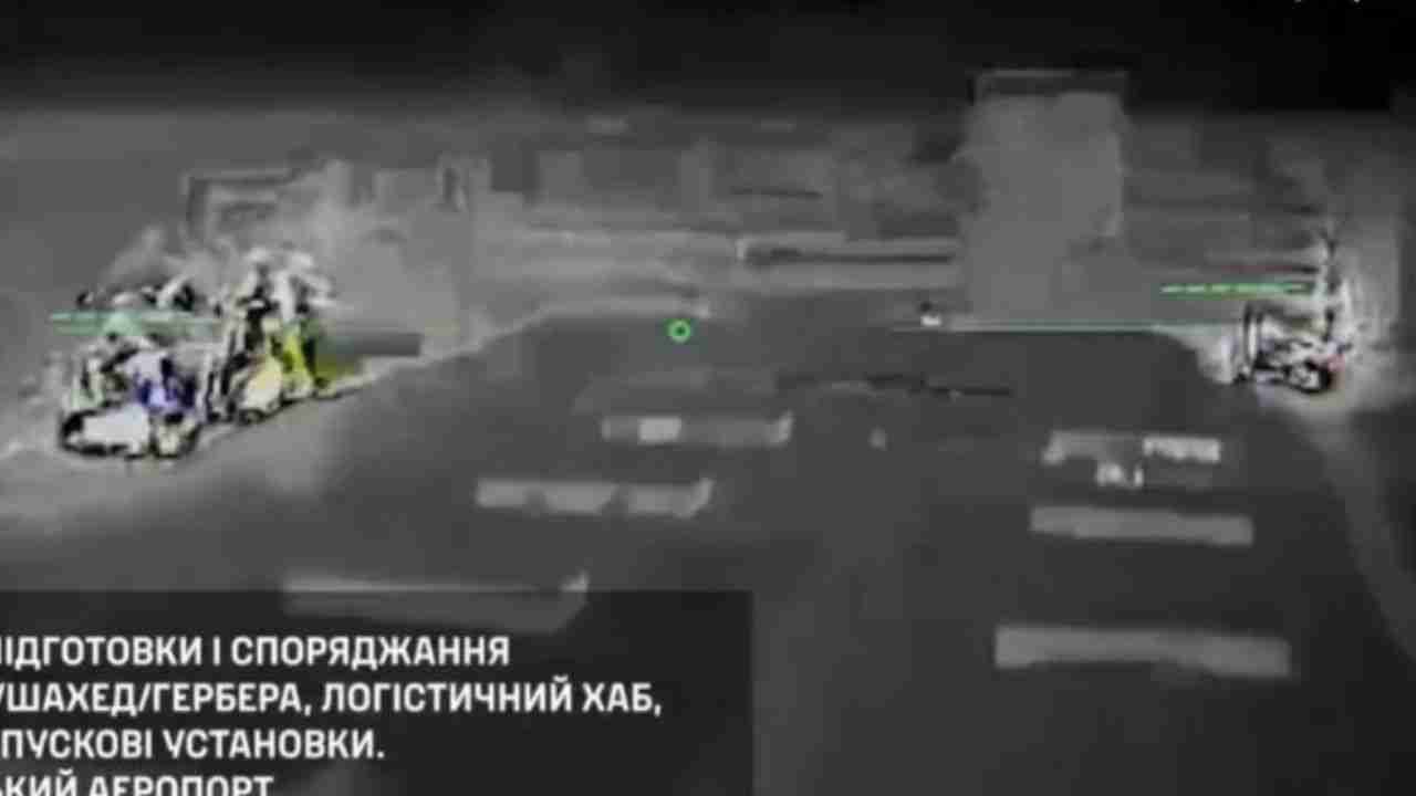 Ucrânia atinge base de drones Shahed no Aeroporto de Donetsk em ataque noturno
