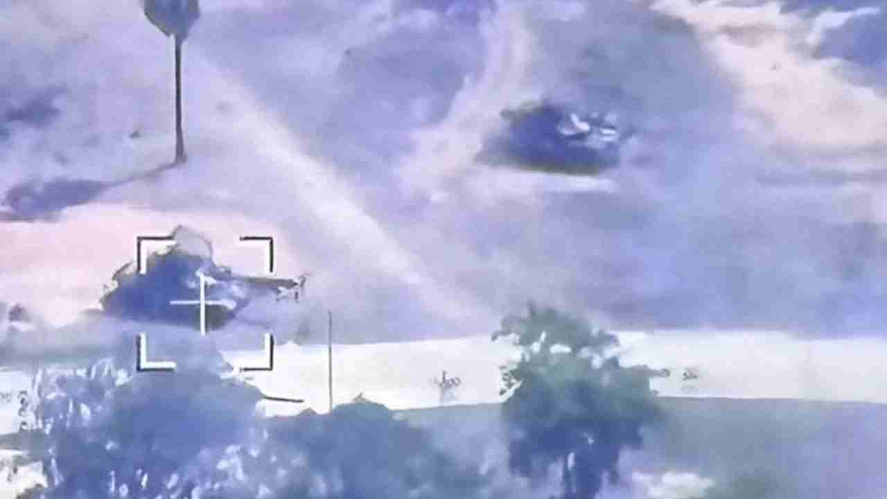 I carri armati Oplot-T tailandesi entrano in azione per la prima volta in un'operazione in Cambogia
