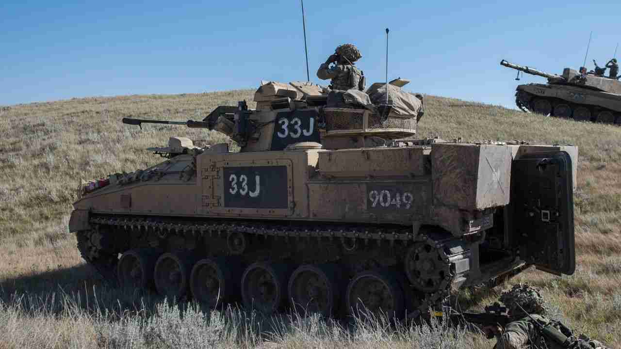 British Army retires Warrior and sticks with Ajax despite technical failures