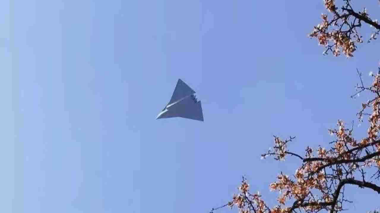 China testa 3º protótipo do J-36 e avança em caça-bombardeiro de nova geração