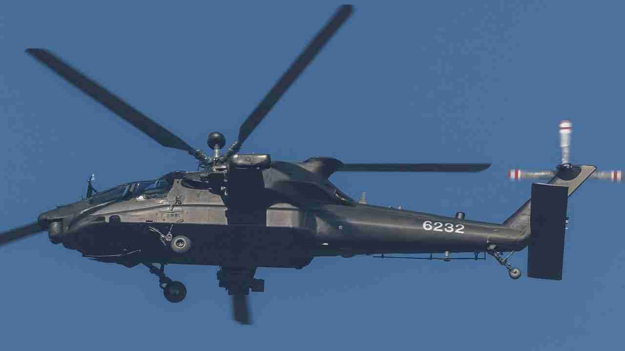 China exibe helicóptero Z-21 inspirado no Apache após testes de tiro e alta altitude