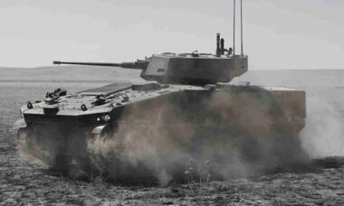 Cazaquistão anuncia produção local de tanque leve Tulpar a partir de 2026