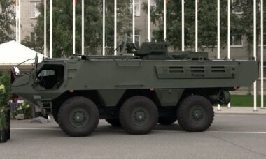 Forças Armadas Suecas adquirem mais de 90 veículos blindados Patria 6×6