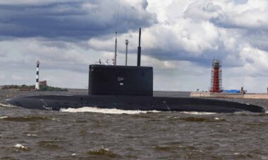Submarino russo da classe 636.3 Varshavyanka. Foto: Wikimedia