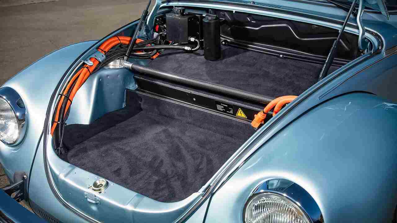 Scopri le modifiche che hanno conferito 600 CV di potenza a questo Volkswagen Maggiolino
