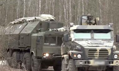 Míssil hipersônico Oréshnik. Telegram @mod_russia