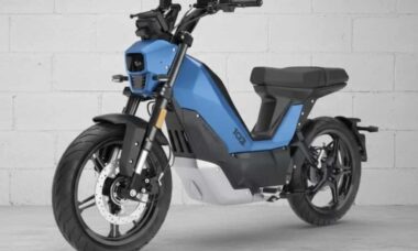 Peugeot se prepara para relançar a moto 103 em versão elétrica