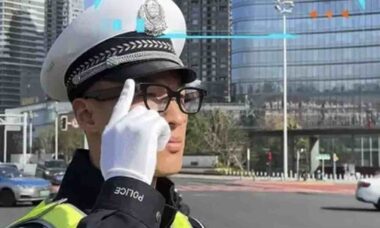 Polícia chinesa integra óculos com IA que identificam infratores em segundos