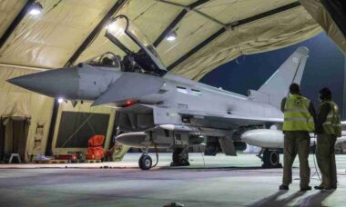 Reino Unido envia Typhoon ao Catar e reforça cooperação militar no Golfo