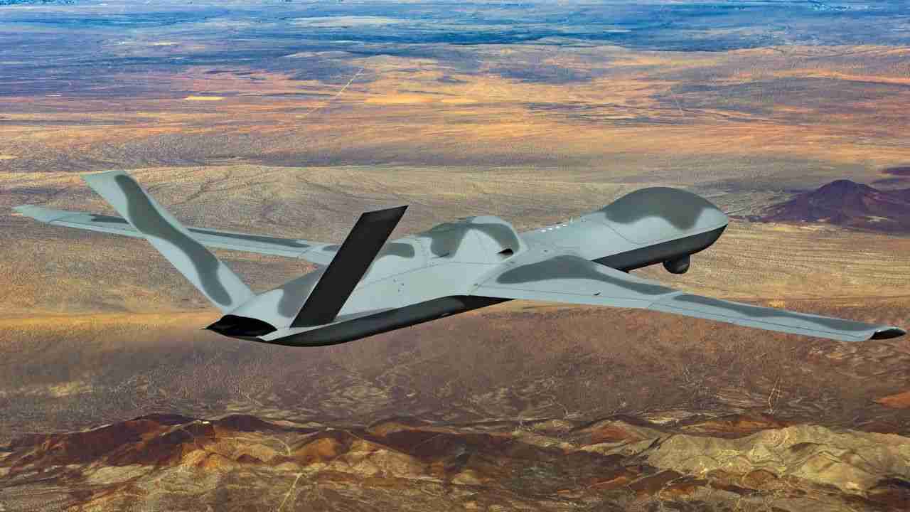 MQ-20 Avenger ドローンが完全自律飛行でシミュレートされた航空機の迎撃を実施