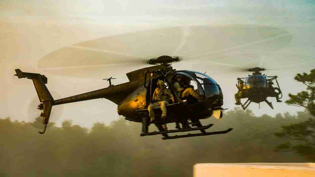 MH-6 Little Birdは、大西洋でのNight Stalkers作戦における多用途性を証明