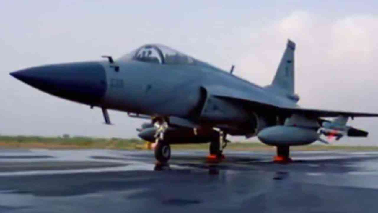 L'Arabie Saoudite évalue l'achat de JF-17 du Pakistan dans le cadre d'un accord milliardaire