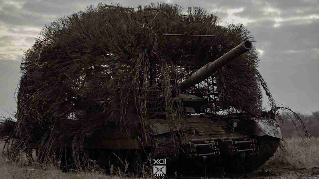 L’Ukraine capture un char russe T-80BVM lors d’une opération de la 92e Brigade
