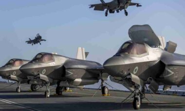 Reino Unido prevê 75º F-35 até 2033 e avança na frota de caças