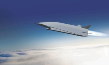Japão financia produção de mísseis hipersônicos para 2026