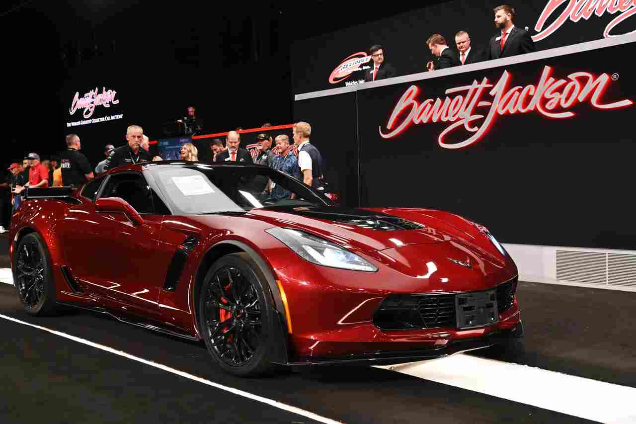 Leilão de carros de Scottsdale fatura quase US$ 200 milhões em vendas