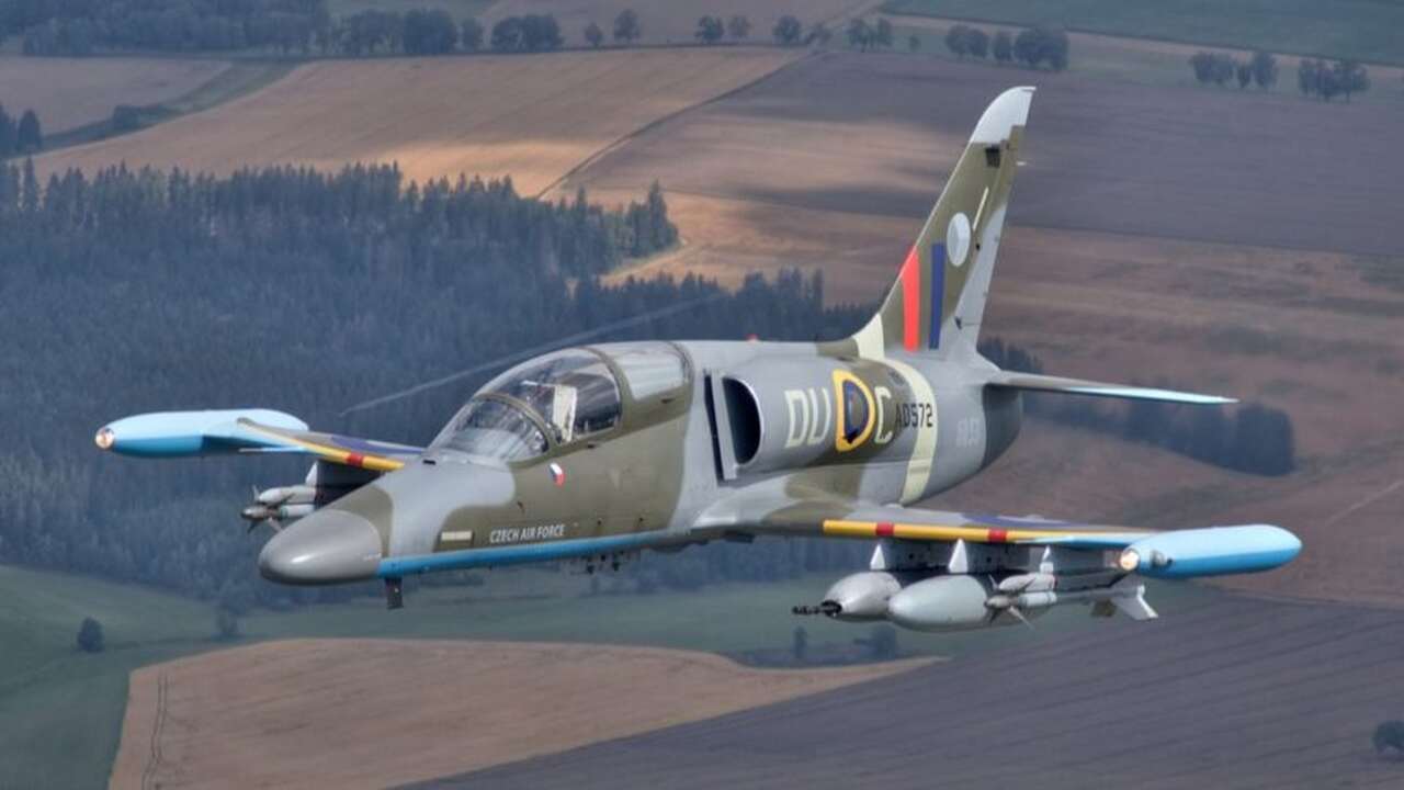Den tjekkiske regering blokkerer planen om at sende L-159 kampfly til Ukraine