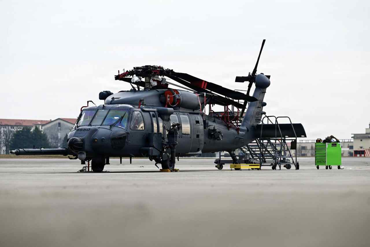 Força Aérea dos EUA finaliza a implantação do HH-60W para a Europa