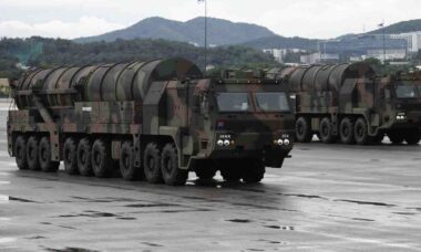 Míssil Hyunmoo-5 entra em serviço na Coreia do Sul