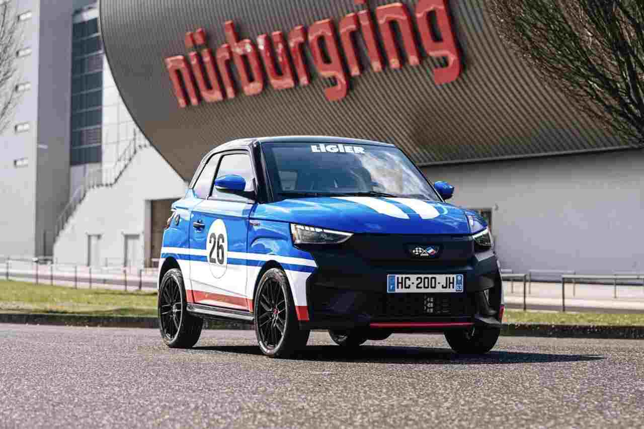 Microcarro bate recorde de volta mais lenta da história do Nürburgring