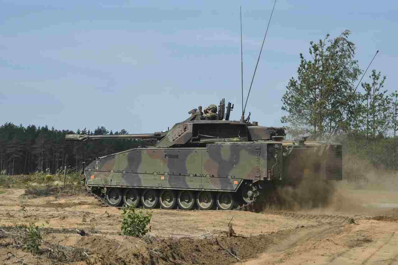 La Lituanie annonce l'acquisition de 100 véhicules de combat CV90 MkIV