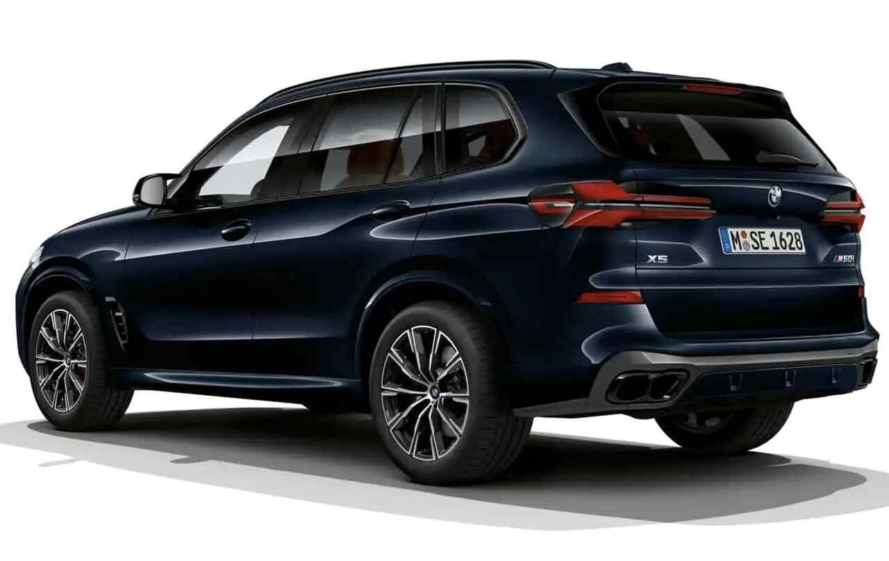 Il direttore dell'FBI scambia la Chevrolet Suburban con una BMW X5 blindata