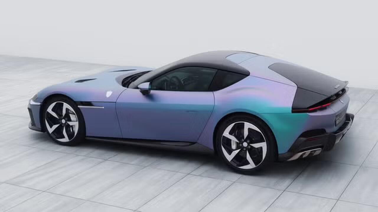 Ferrari produz 12Cilindri com pintura iridescente inspirada na arte coreana