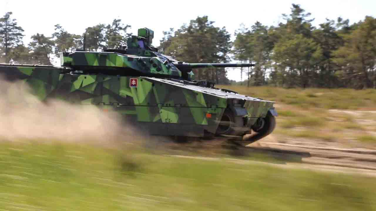 CV90 MkIV. Foto: X @BAESHagglunds