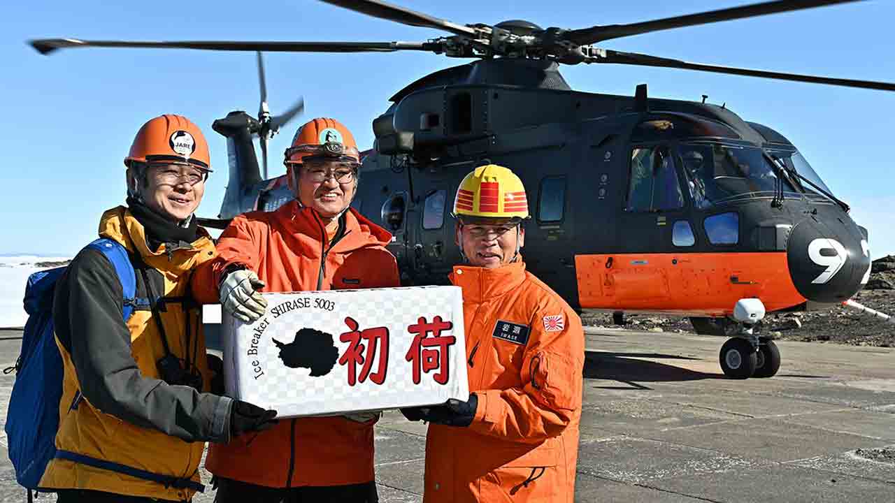 CH-101ヘリコプター。X @JMSDF_PAO