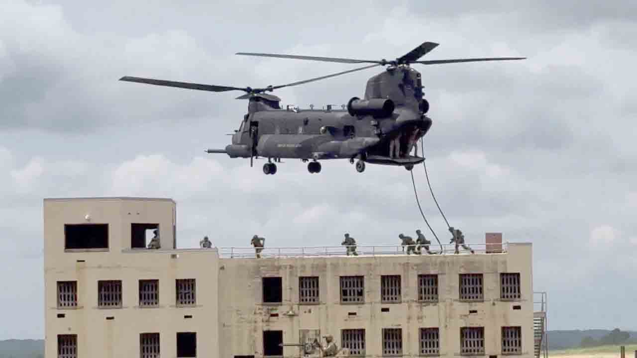 Video reveals U.S. exercises simulating the capture of Nicolás Maduro. X @Scavino47