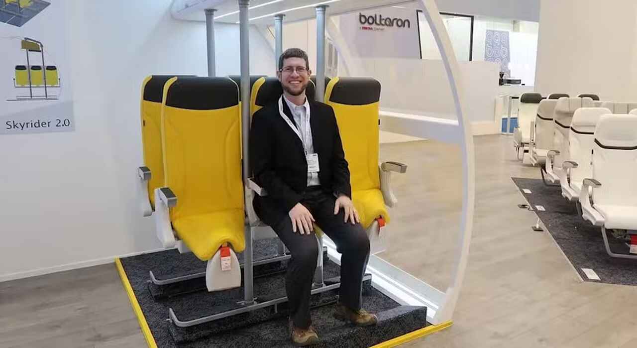 AI video about standing passengers on planes raises concerns about the future of commercial aviation