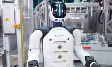 Robôs humanoides entram na linha de produção da BMW na Alemanha. Foto: BMW
