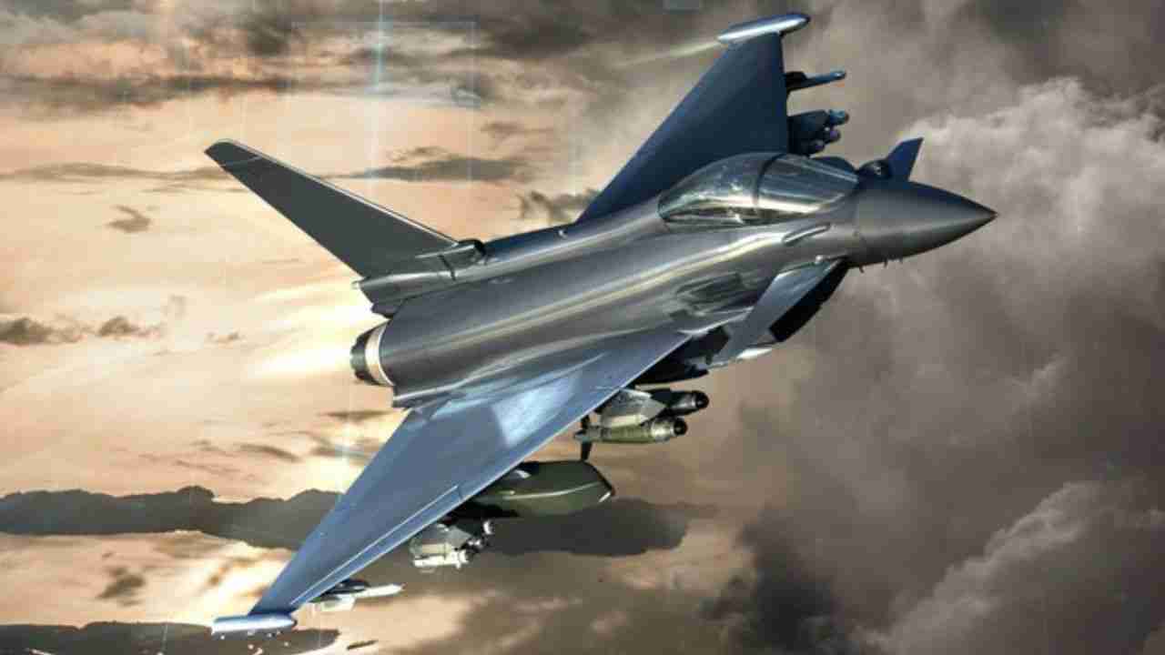 Eurofighter retoma AMK para ampliar manobras e integrar mísseis antirradar no Typhoon