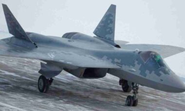 Rússia concentra 15 caças Su-57 em base a 280 km da China