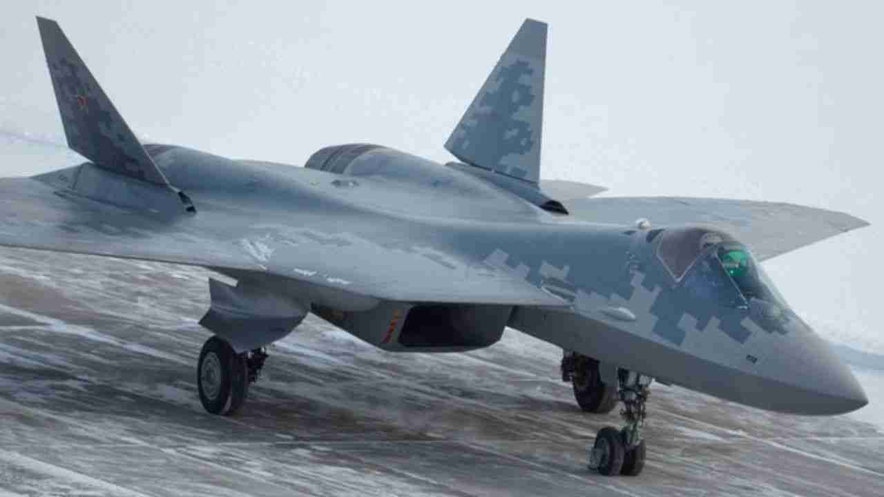Rússia concentra 15 caças Su-57 em base a 280 km da China