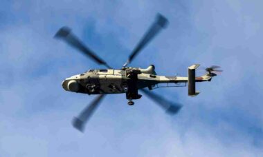 Reino Unido e Noruega ampliam cooperação com helicópteros navais no Atlântico Norte