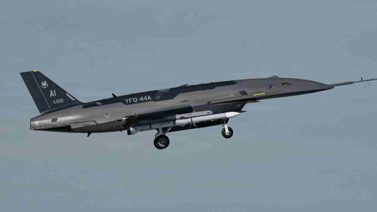YFQ-44A Fury testuje AIM-120 a pokročuje v integraci zbraní USAF