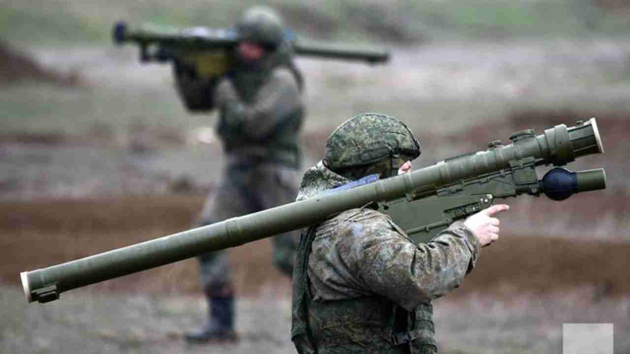 Russland testet Hermes, tragbares Antidrohnen-System mit 5 Raketen im Einsatz
