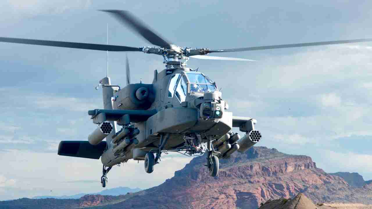 EUA testam XM1225 APEX em Apache e ampliam poder contra drones