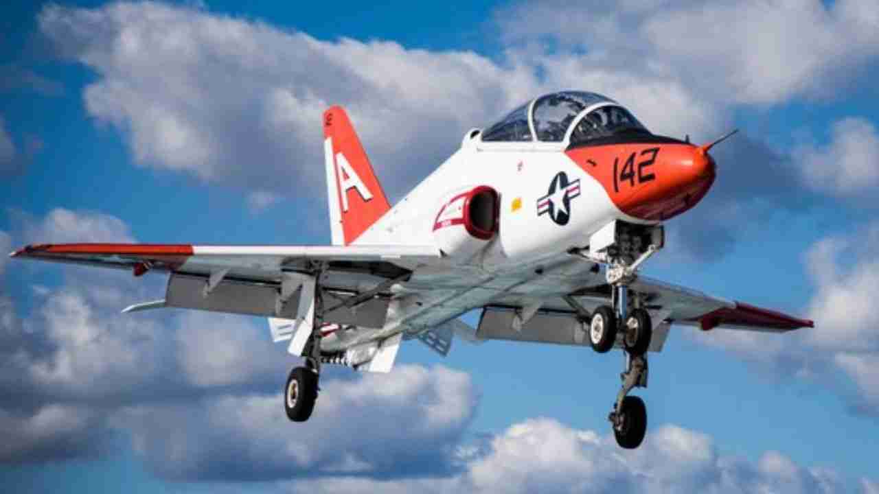 De Amerikaanse marine schrapt carrier-landingstraining bij de nieuwe T-45-vervanger
