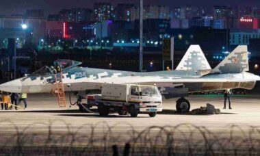 Argélia pode ter recebido os primeiros caças russos Su-57E de quinta geração