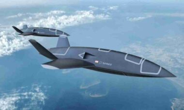 Espanha apresenta drone furtivo SRC 100 Razor para missões ISR e de precisão