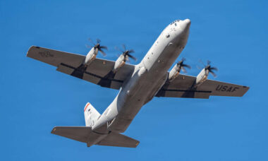 Taiwan confirma plano de comprar 10 transportadores aéreos C-130J