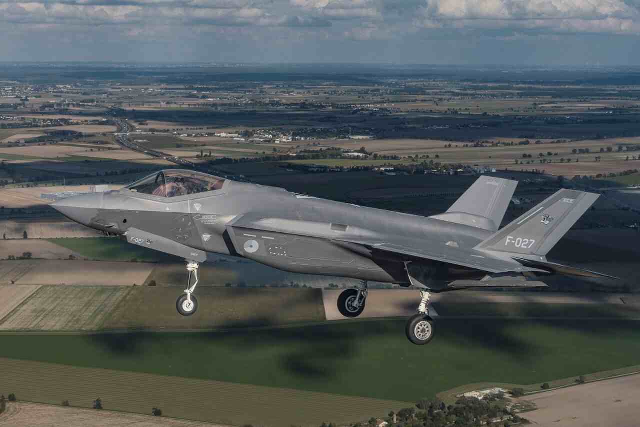 Nederland suggereert dat F-35 gevechtsvliegtuigen in gevaar kunnen komen als de VS-steun wordt ingetrokken
