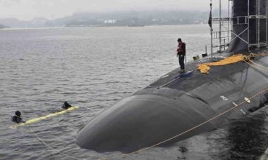 Dinamarca evacua marinheiro do submarino de ataque dos EUA perto da Groenlândia