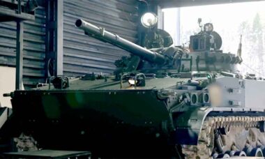 Rússia entrega versão atualizada do BMP-3. Telegram @rostecru