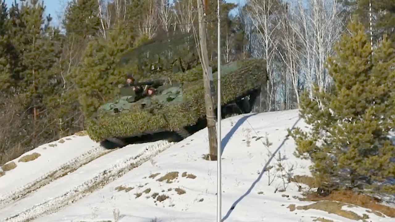 Russland liefert modernisierte Version des BMP-3. Telegram @rostecru